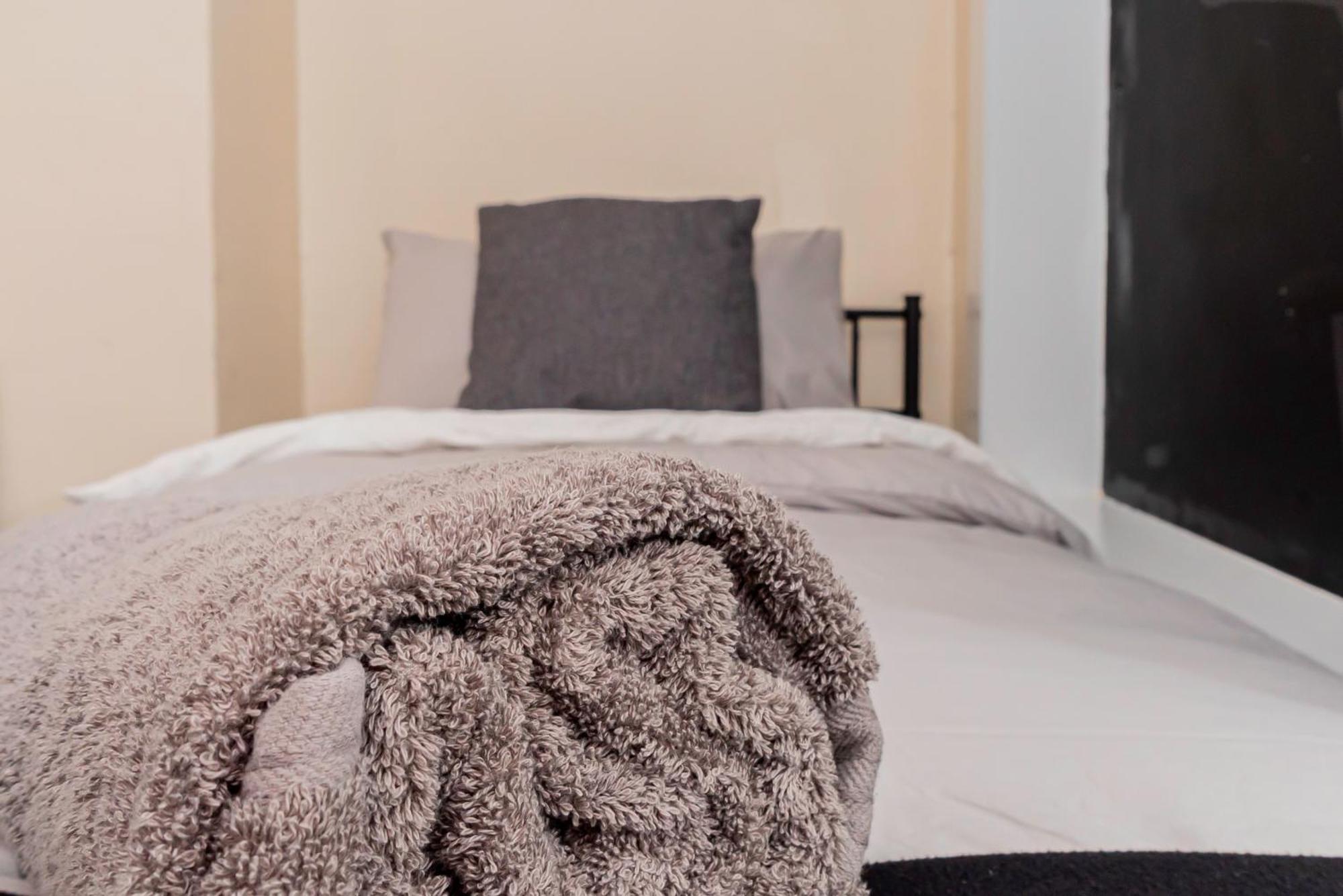 Shirley House 5, Guest House, Self Catering, Self Check In With Smart Locks, Use Of Fully Equipped Kitchen, Close To City Centre, Ideal For Longer Stays And Fawley Contractors Southampton Exterior foto