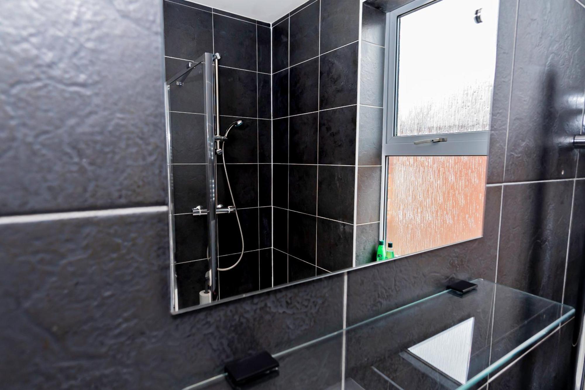Shirley House 5, Guest House, Self Catering, Self Check In With Smart Locks, Use Of Fully Equipped Kitchen, Close To City Centre, Ideal For Longer Stays And Fawley Contractors Southampton Exterior foto