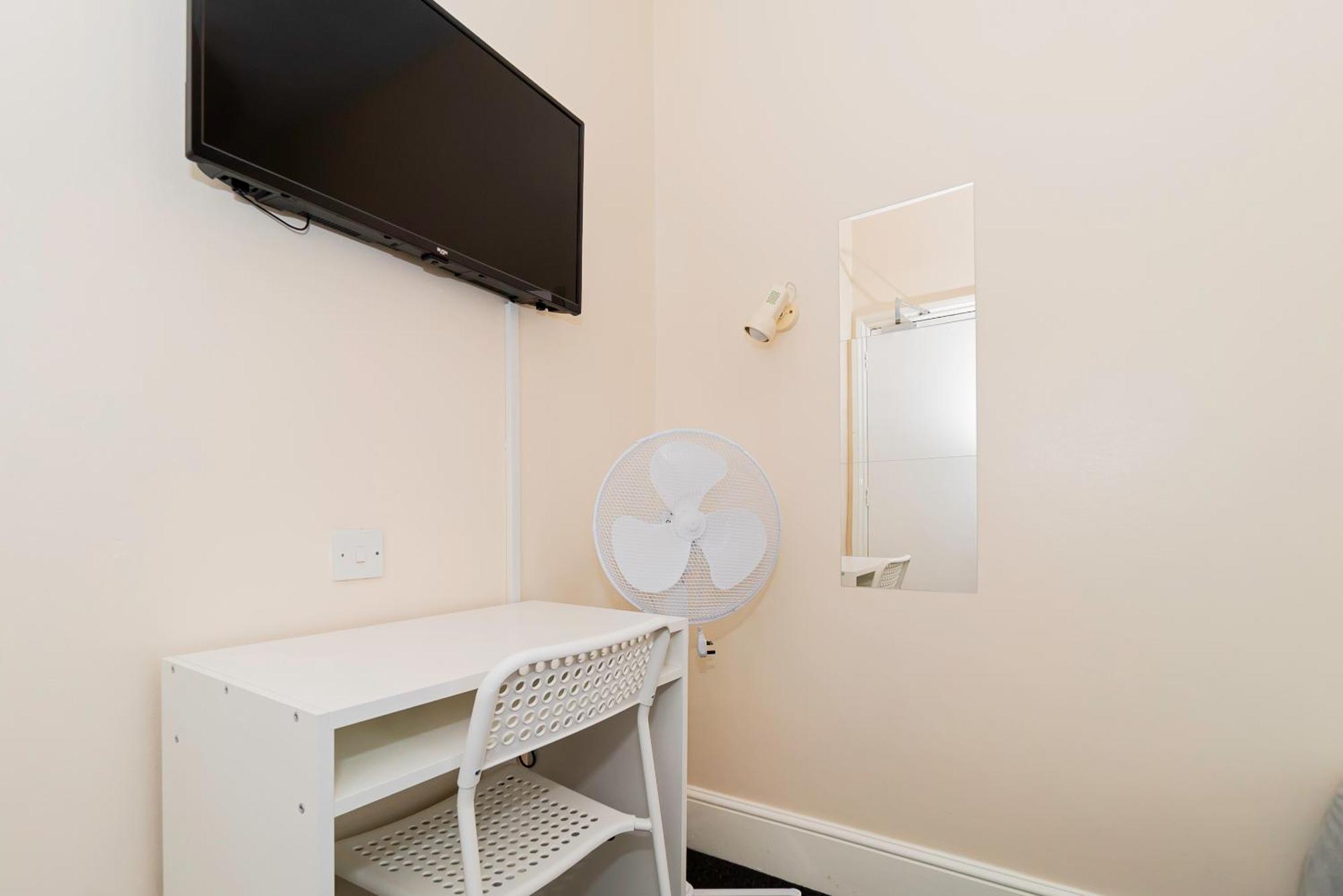 Shirley House 5, Guest House, Self Catering, Self Check In With Smart Locks, Use Of Fully Equipped Kitchen, Close To City Centre, Ideal For Longer Stays And Fawley Contractors Southampton Exterior foto