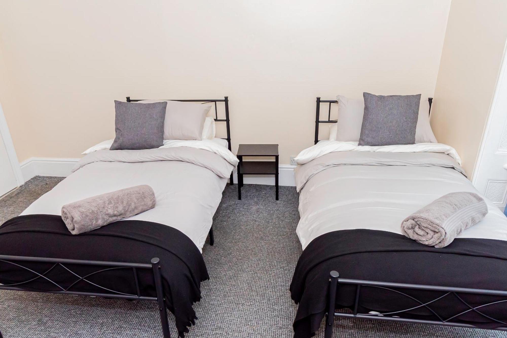 Shirley House 5, Guest House, Self Catering, Self Check In With Smart Locks, Use Of Fully Equipped Kitchen, Close To City Centre, Ideal For Longer Stays And Fawley Contractors Southampton Exterior foto